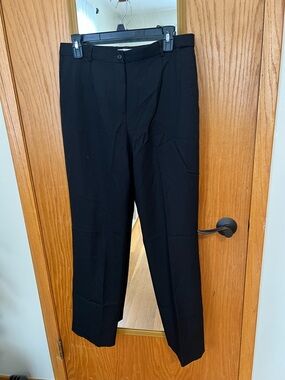 Pendleton Black Straight Leg Dress Pants 100% WOOL and lined.